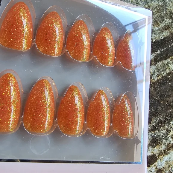 Glamnetic Showgirl Taylor Swift Orange Glitter Short Almond Press-On Nails - Picture 3 of 4